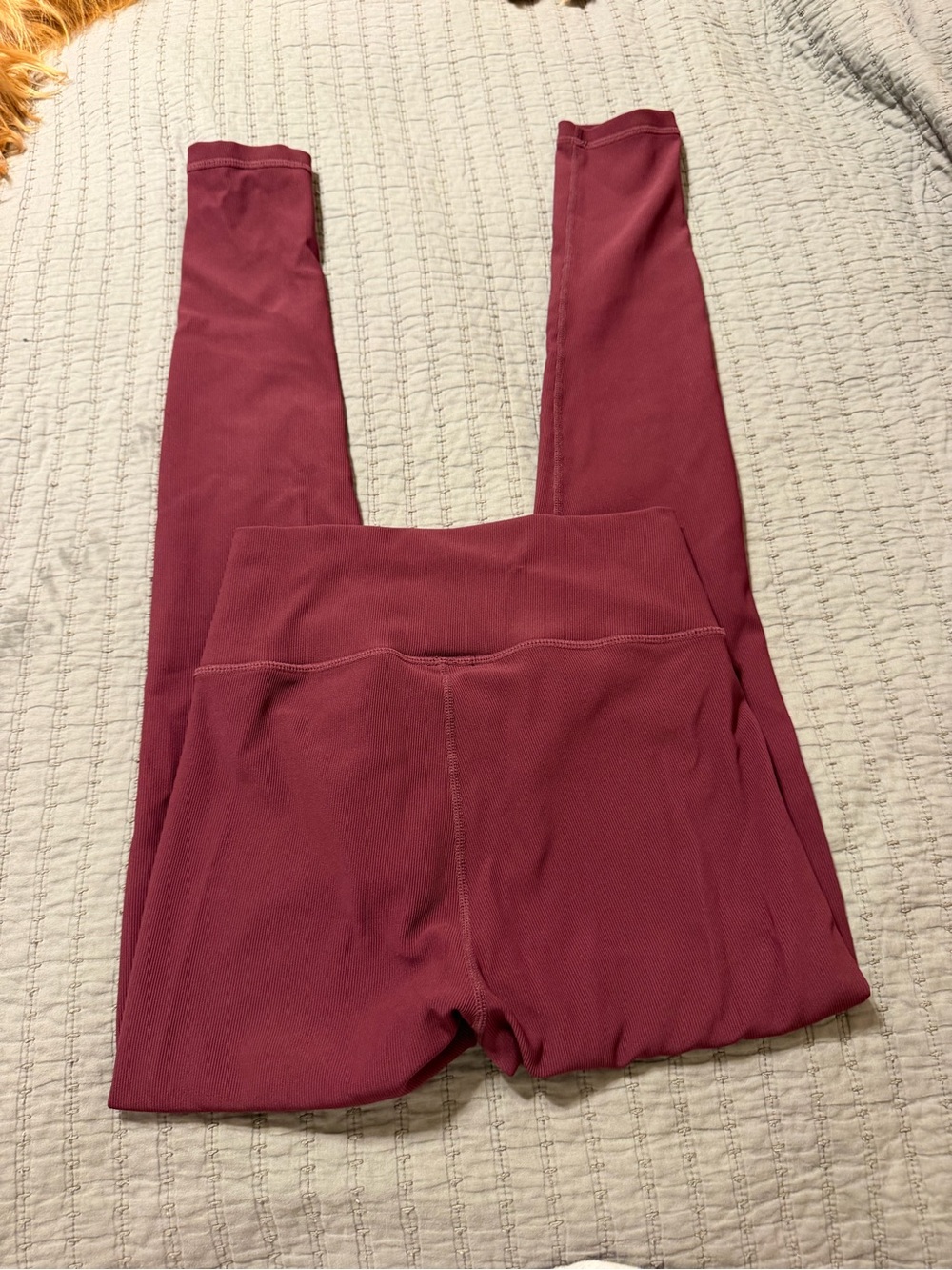 ECHT Maroon Ribbed V Leggings - Picture 3 of 3